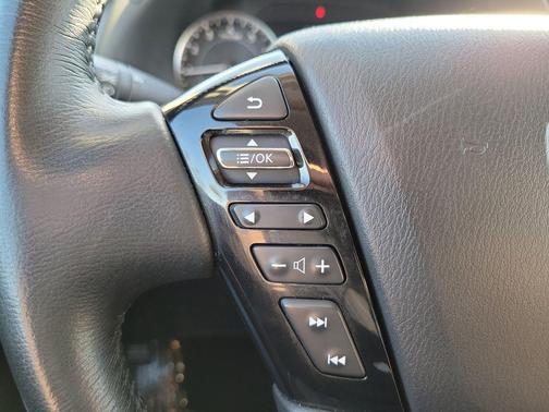 2024 Nissan Armada SV 4WD