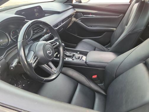 2022 Mazda Mazda3 FWD w/Preferred Package