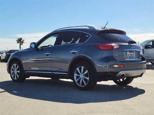2017 INFINITI QX50 Base