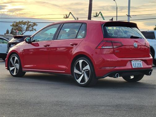2019 Volkswagen Golf GTI 2.0T S 4-Door