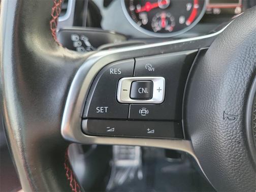 2019 Volkswagen Golf GTI 2.0T S 4-Door