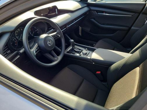 2026 Mazda Mazda3 FWD