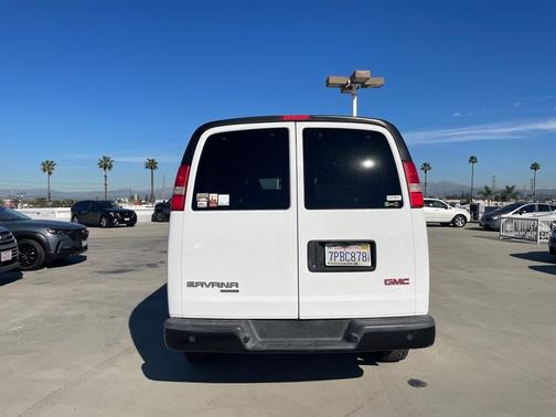 2016 GMC Savana 3500 LS