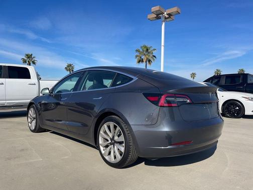 2019 Tesla Model 3 Performance