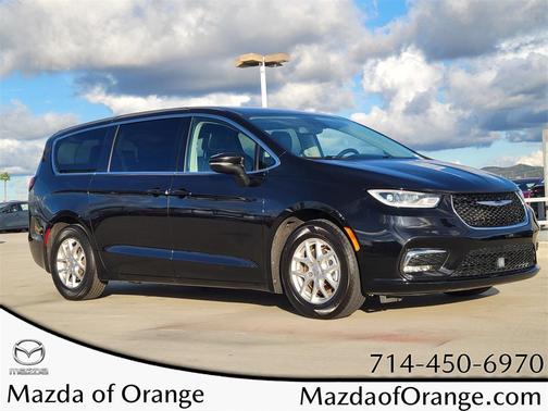 2023 Chrysler Pacifica Touring L