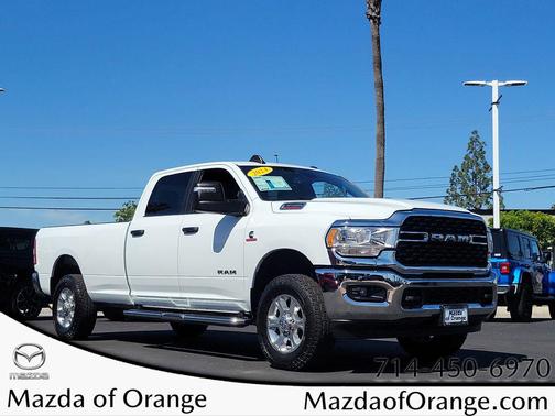 2024 RAM 3500 Big Horn Crew Cab 4x4 8' Box