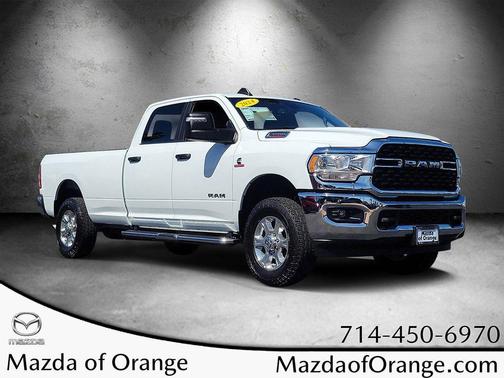 Bright White Clearcoat 2024 RAM 3500 Big Horn Crew Cab 4x4 8' Box
