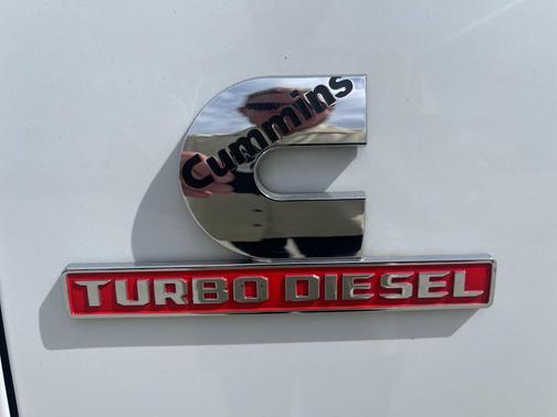 2024 RAM 3500 Big Horn Crew Cab 4x4 8' Box