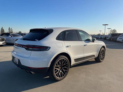 2019 Porsche Macan S