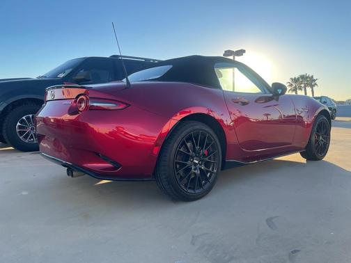 2025 Mazda MX-5 Miata Club