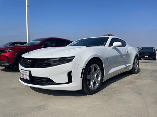 Summit White 2023 Chevrolet Camaro 1LT