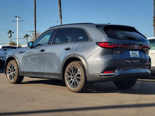 2025 Mazda CX-70 PHEV Premium Package