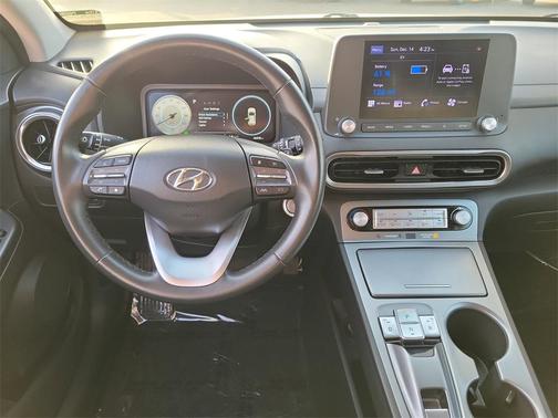 2022 Hyundai KONA EV SEL