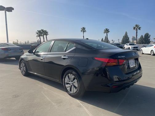 2020 Nissan Altima S FWD