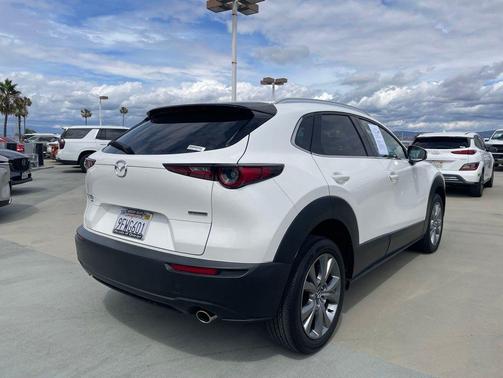 Snowflake White Pearl Mica 2023 Mazda CX-30 2.5 S Premium Package
