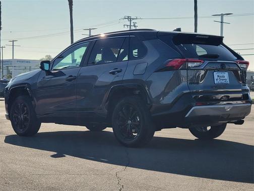 2023 Toyota RAV4 Hybrid SE