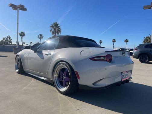 Ceramic Metallic 2016 Mazda MX-5 Miata Club