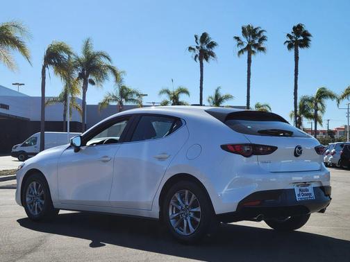 2026 Mazda Mazda3 FWD