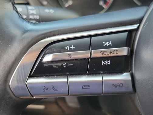 Snowflake White Pearl Mica 2023 Mazda CX-30 2.5 Turbo Premium Package