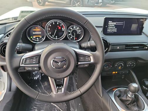 2025 Mazda MX-5 Miata Club