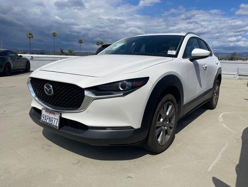 Snowflake White Pearl Mica 2022 Mazda CX-30 2.5 S Preferred Package