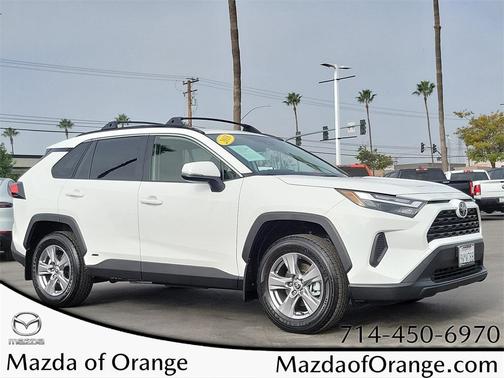 2025 Toyota RAV4 Hybrid XLE