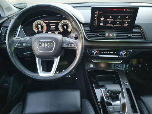 2024 Audi Q5 45 S line Premium Plus