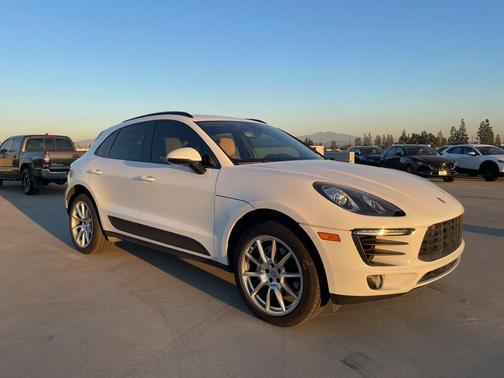2018 Porsche Macan S