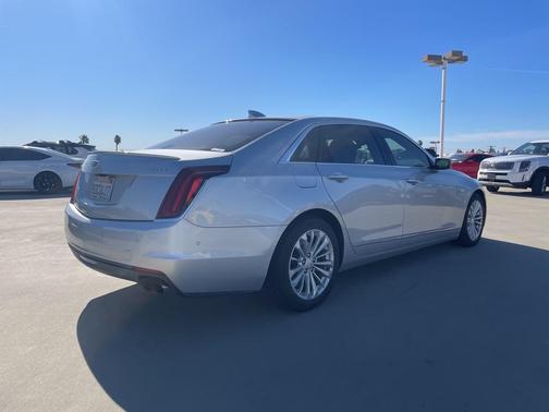 2018 Cadillac CT6 2.0L Turbo Luxury