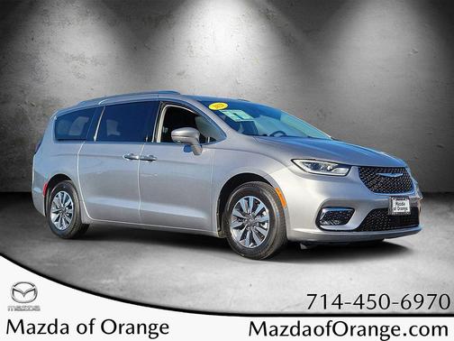 Billet Silver Metallic Clearcoat 2021 Chrysler Pacifica Hybrid Touring L