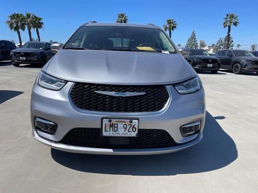 2021 Chrysler Pacifica Hybrid Touring L