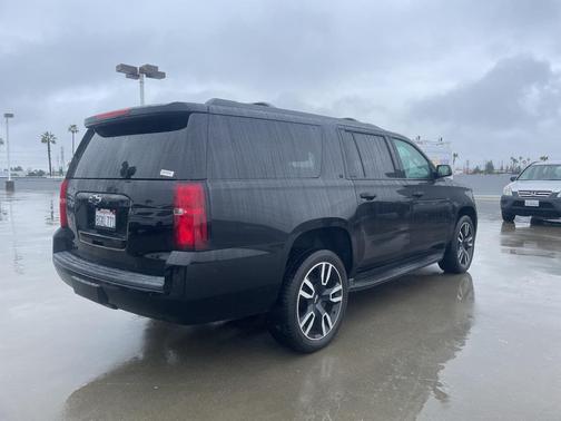 2018 Chevrolet Suburban LT