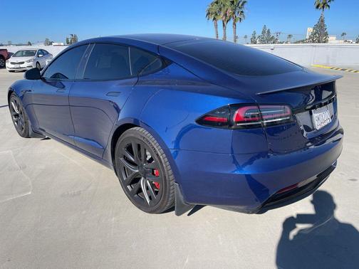 2023 Tesla Model S Plaid