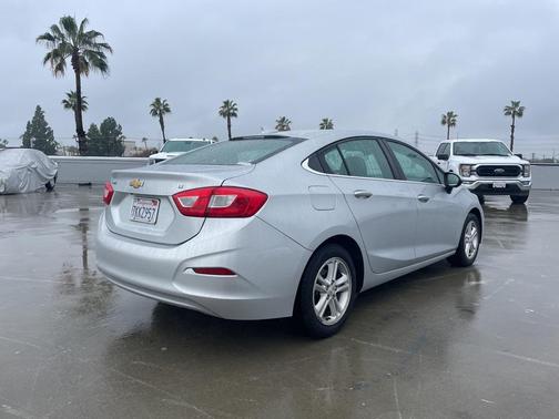 2016 Chevrolet Cruze LT Auto