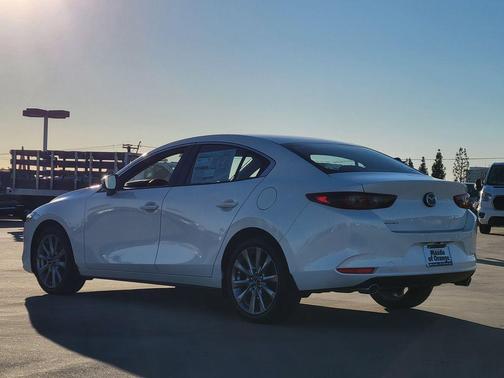 2026 Mazda Mazda3 FWD w/Preferred Package