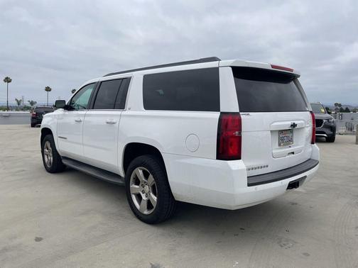 Summit White 2016 Chevrolet Suburban LT