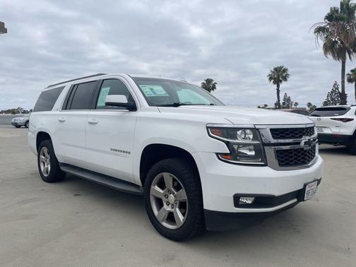 Summit White 2016 Chevrolet Suburban LT
