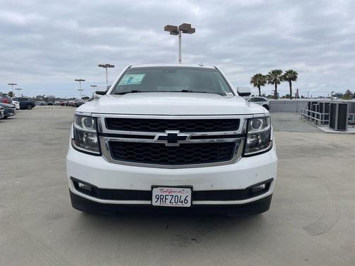 Summit White 2016 Chevrolet Suburban LT