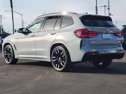 Brooklyn Grey Metallic 2024 BMW X3 M40i
