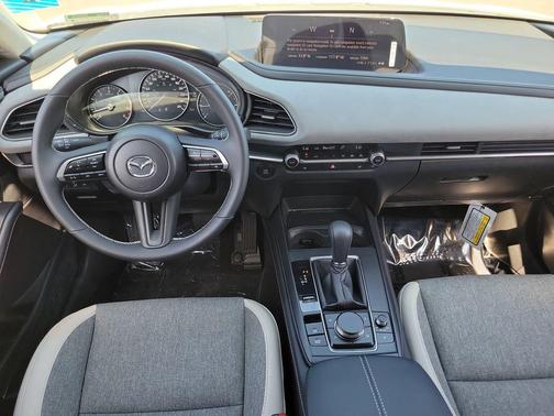 Snowflake White Pearl Mica 2026 Mazda CX-30 2.5 S