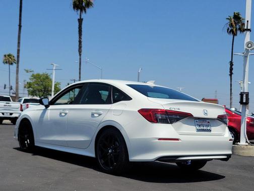 Platinum White Pearl 2024 Honda Civic Sport
