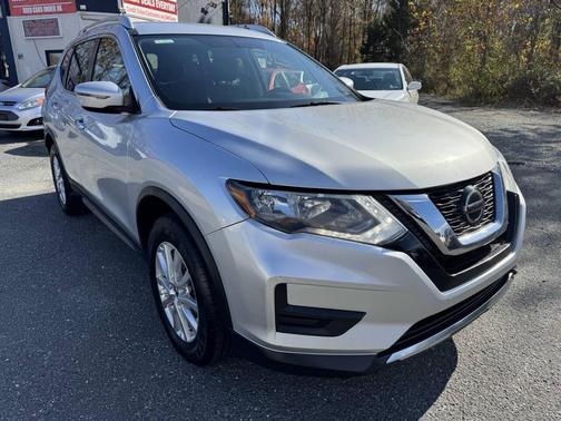 2018 Nissan Rogue SV