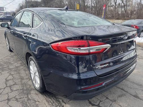 2020 Ford Fusion Hybrid SE