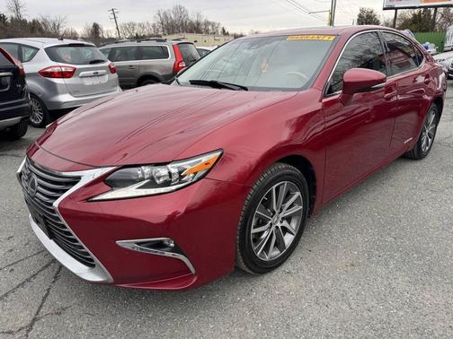2018 Lexus ES 300h Base