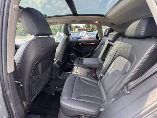 2011 Audi Q5 Premium Plus