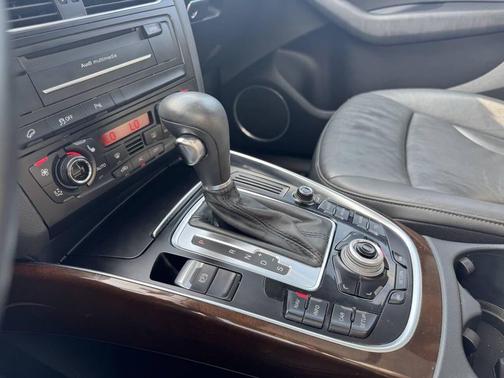 2011 Audi Q5 Premium Plus