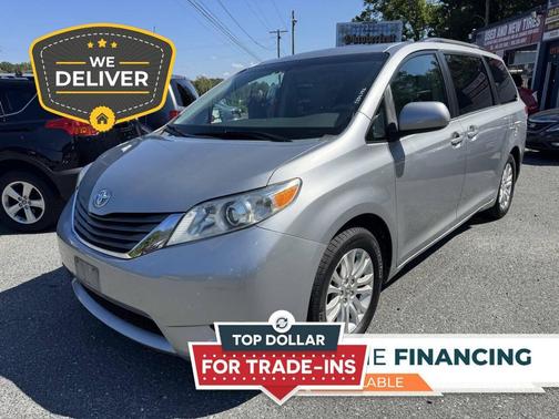 2013 Toyota Sienna XLE