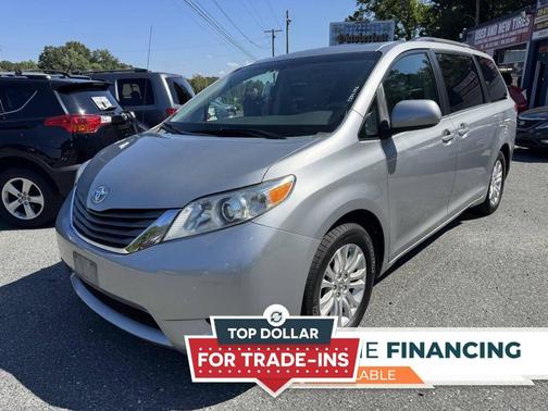 2013 Toyota Sienna XLE
