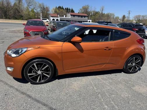 2014 Hyundai Veloster Base