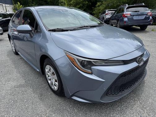 Celestite 2020 Toyota Corolla LE